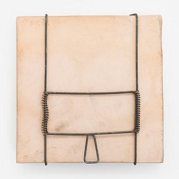 Rut Bryk, Relief, kivitavara, signeerattu BRYK.