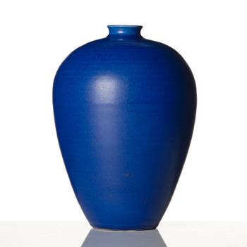 Erich & Ingrid Triller, a stoneware vase, Tobo, Sweden.