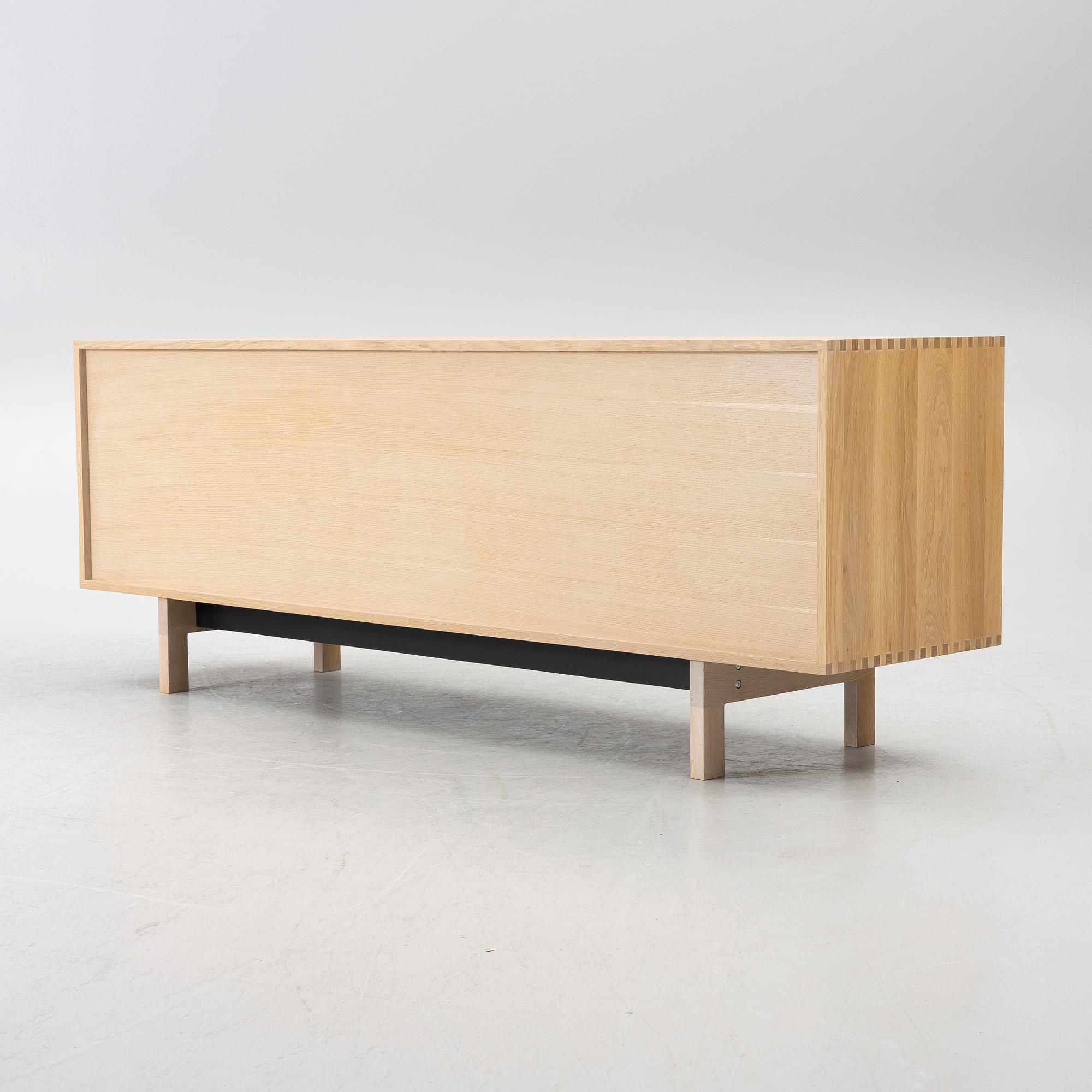 Michael H Nielsen, sideboard, "Floow", Bolia.
