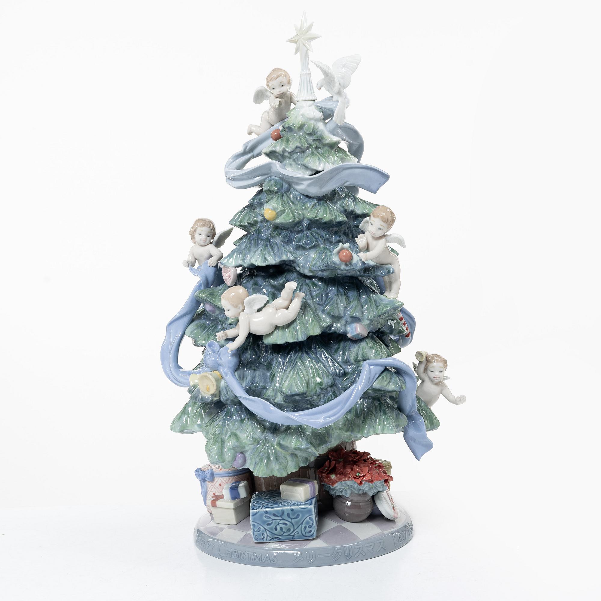 Virginia González, figurine, "Great Christmas tree", Lladró, Spain.