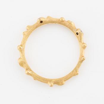 Ole Lynggaard, ring, "Nature", 18K gold with brilliant-cut diamonds.