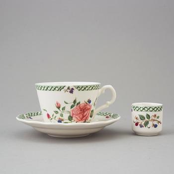 ROYAL DOULTON, frukostservis,porslin,  30 delar, "Victorian Garden".