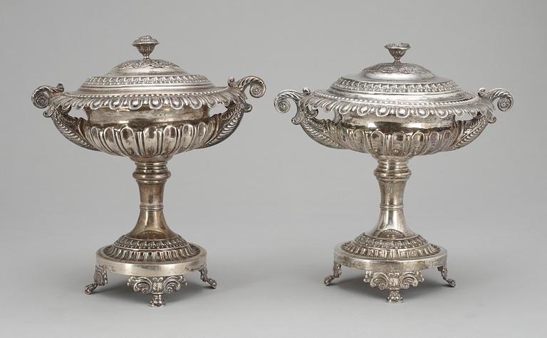 Two Swedish sugarbowls with covers. maker´s mark Anders Lundqvist, Stockholm 1836.