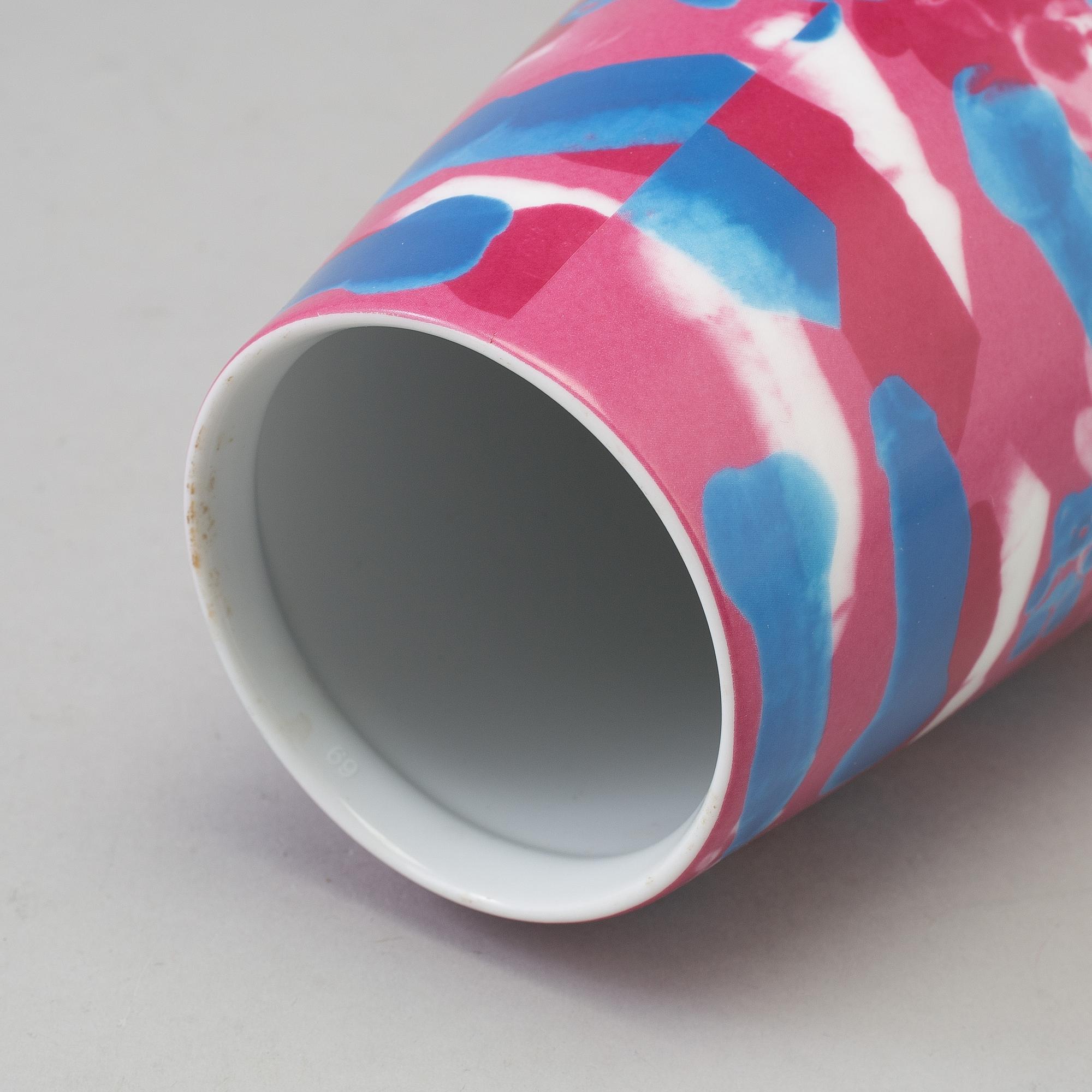 ALESSO MENDINI & ROBERT VENTURI, vase, modell "TAM80", "100% Make Up", nr 91, Alessi, 1992. Märkt 09099.