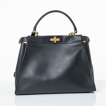 Fendi, väska, "Peekaboo".