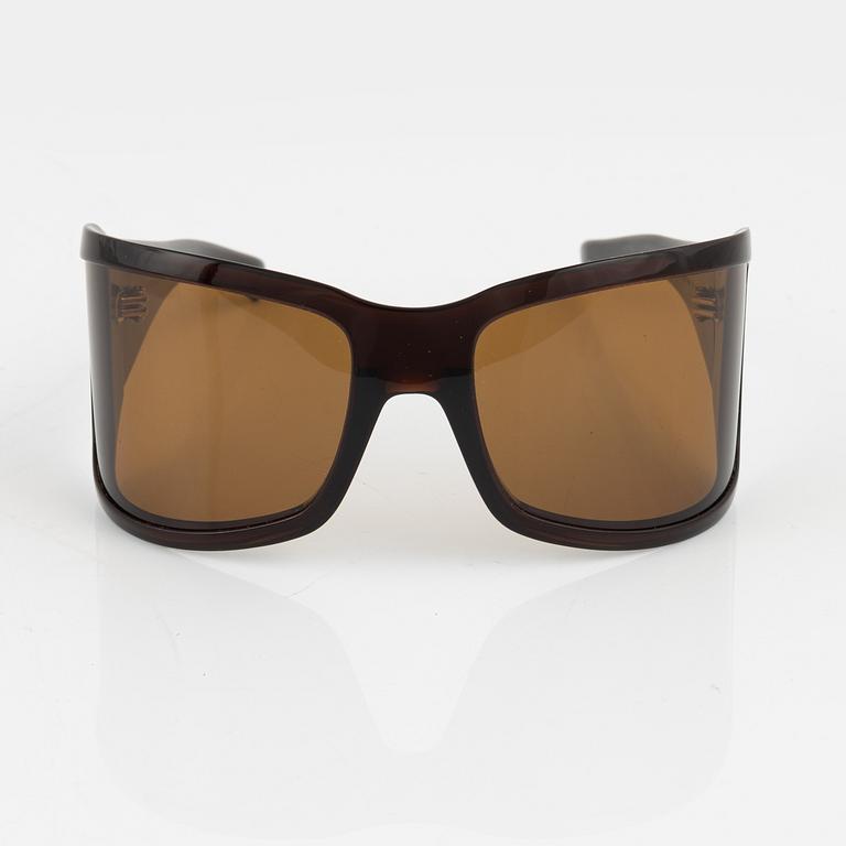 Bottega veneta, a pair of brown sunglasses, 2004.