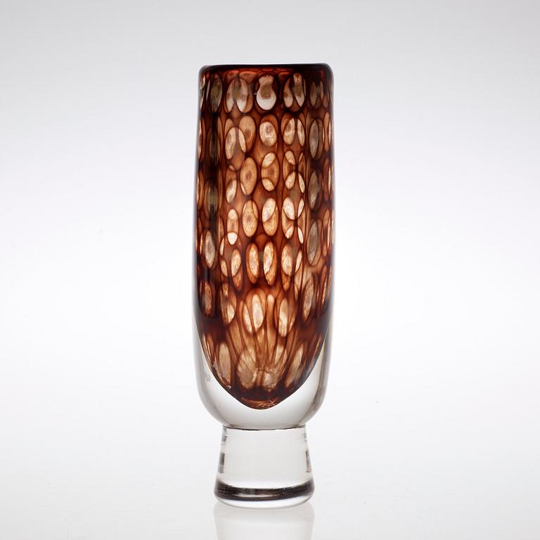 A Vicke Lindstrand glass vase, Kosta.