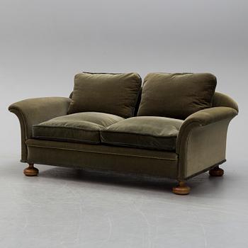 A 1940s sofa.