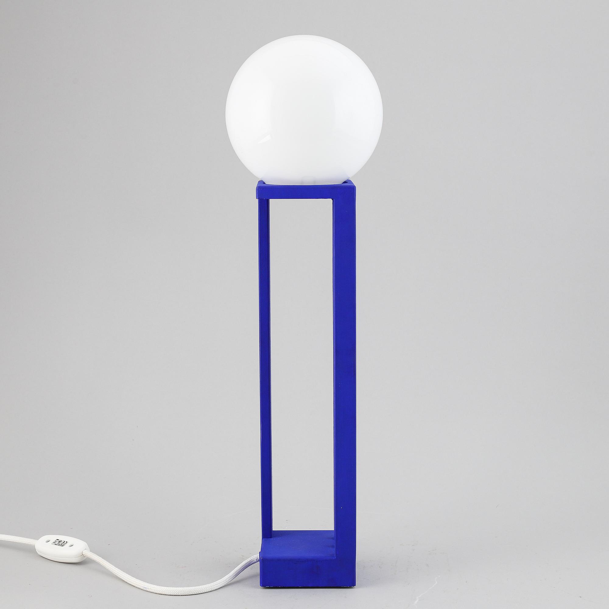 FOLKFORM, a limited edtion "Libreria Lamp, Klein Blue", Studio Folkform 2020.