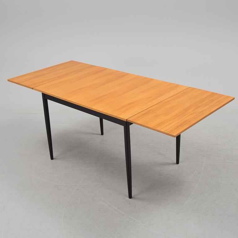 A mid 20th century Edsbyverken dinner table.