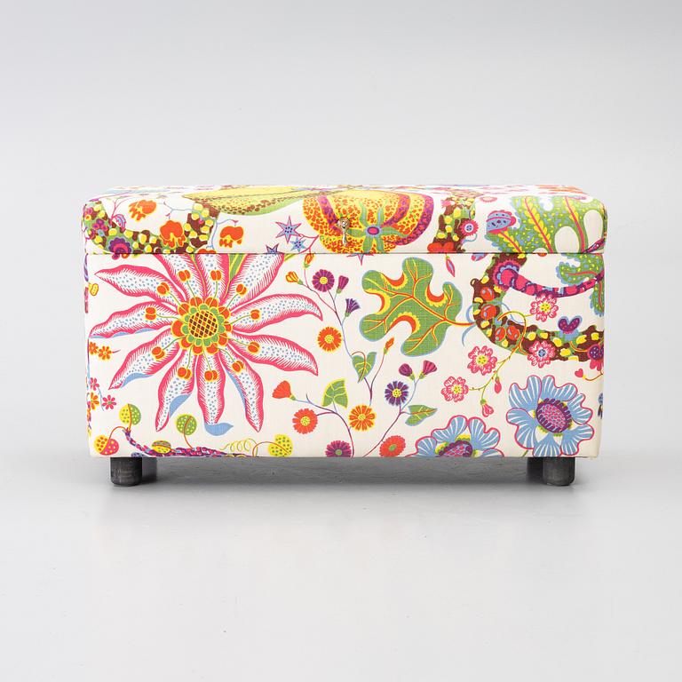 Storage stool, contemporary manufacture.