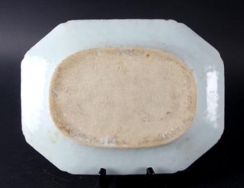 STEKFAT, porslin, Kina, Qianlong 1700-tal.