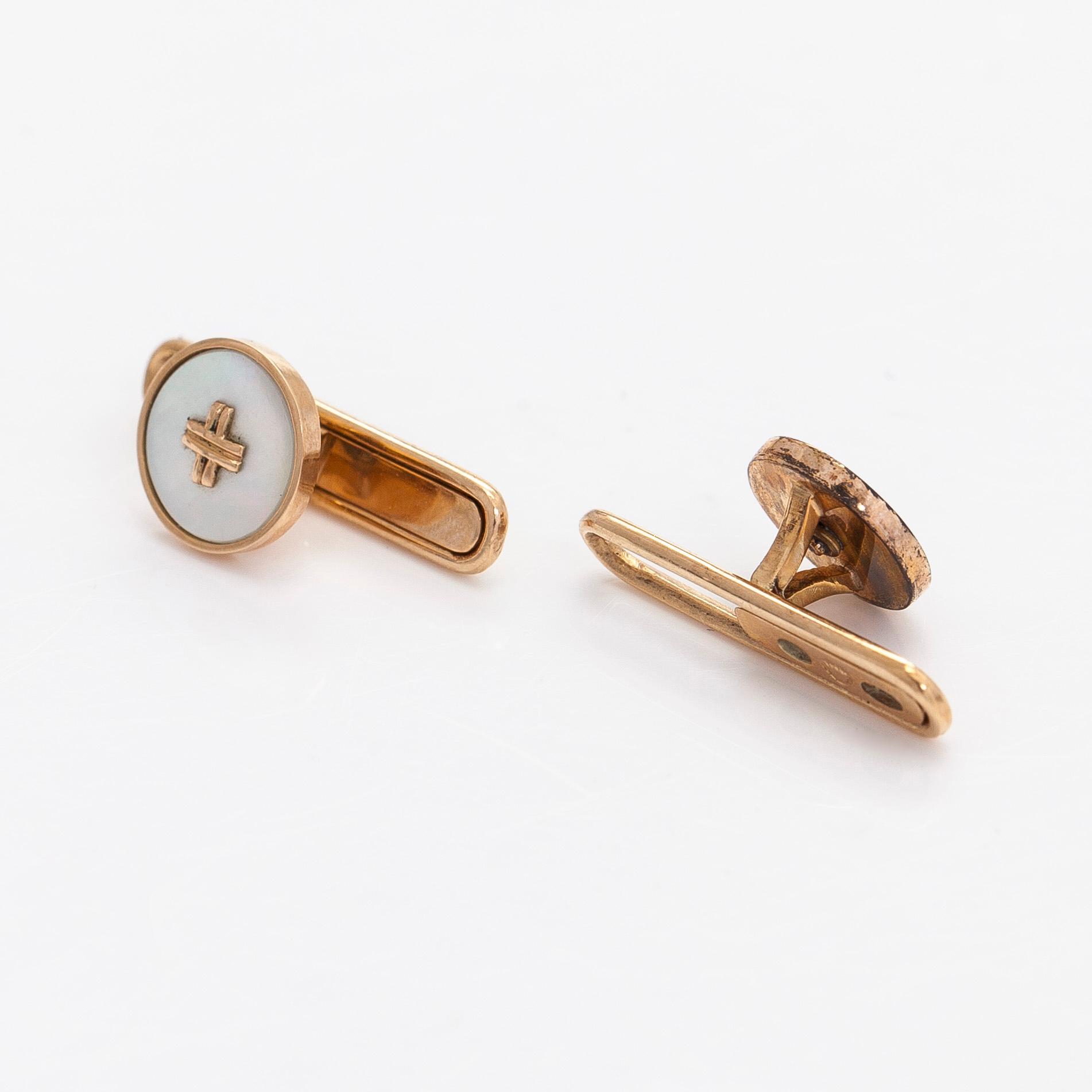Dress buttons, 14K gold, mother-of-pearl, Suomen Kultasepät.