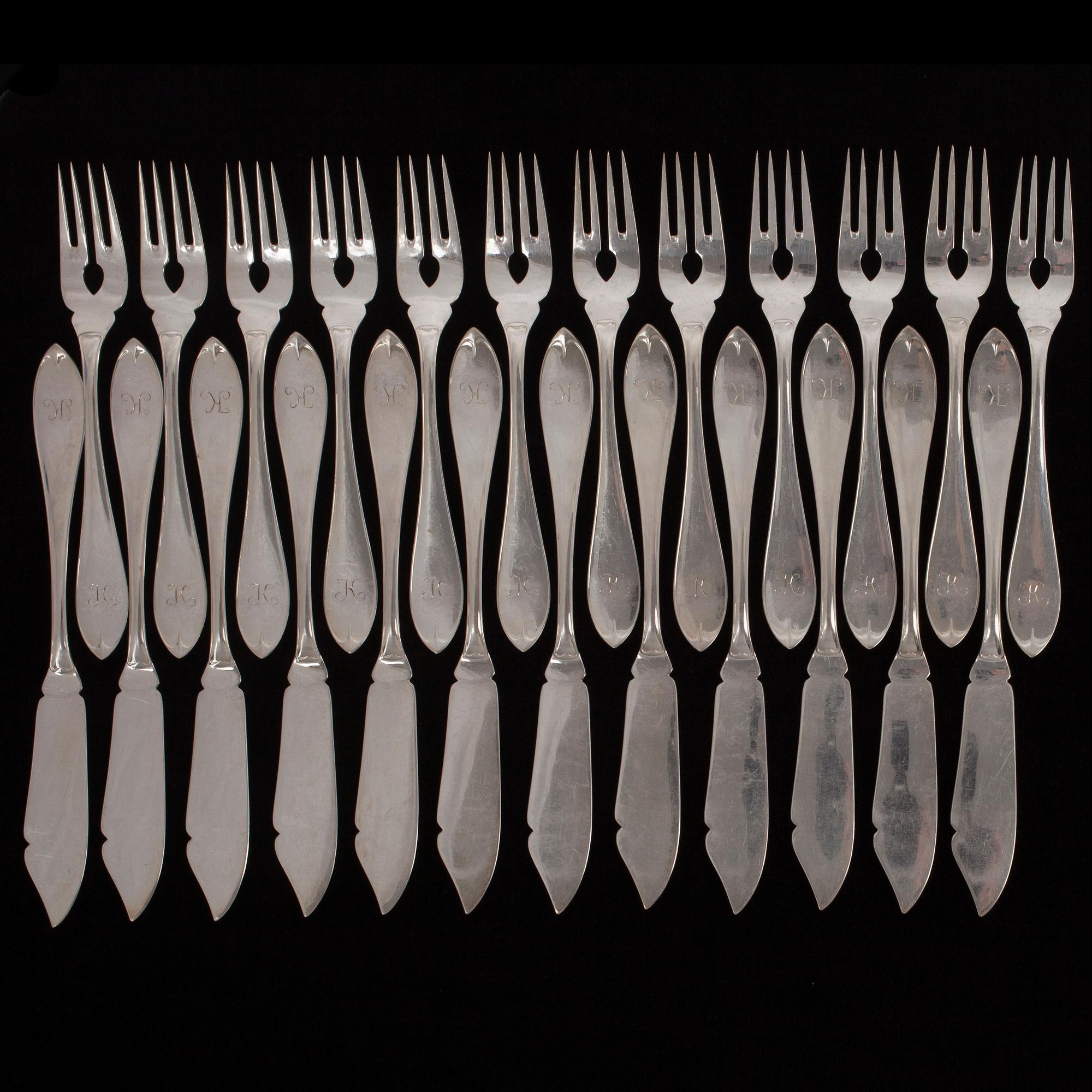 FISKBESTICK, 24 delar, MGAB, Uppsala 1938-9. Vikt 1062 g.