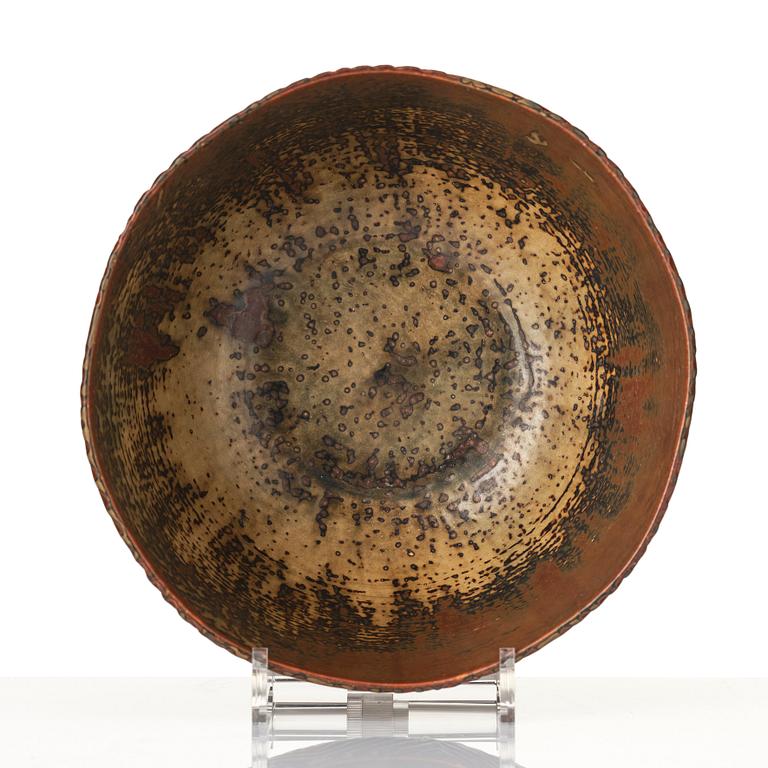 Axel Salto, a 'fluted style' sung glazed stoneware bowl, Royal Copenhagen, Denmark 1964, model 20868.
