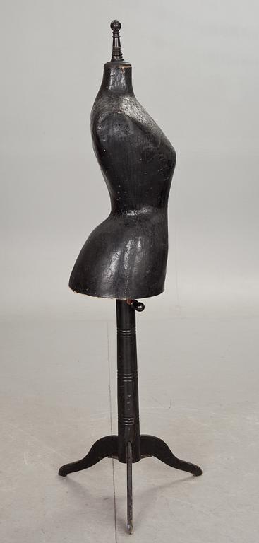 TORSO/PROVDOCKA, 1900-talets första hälft.