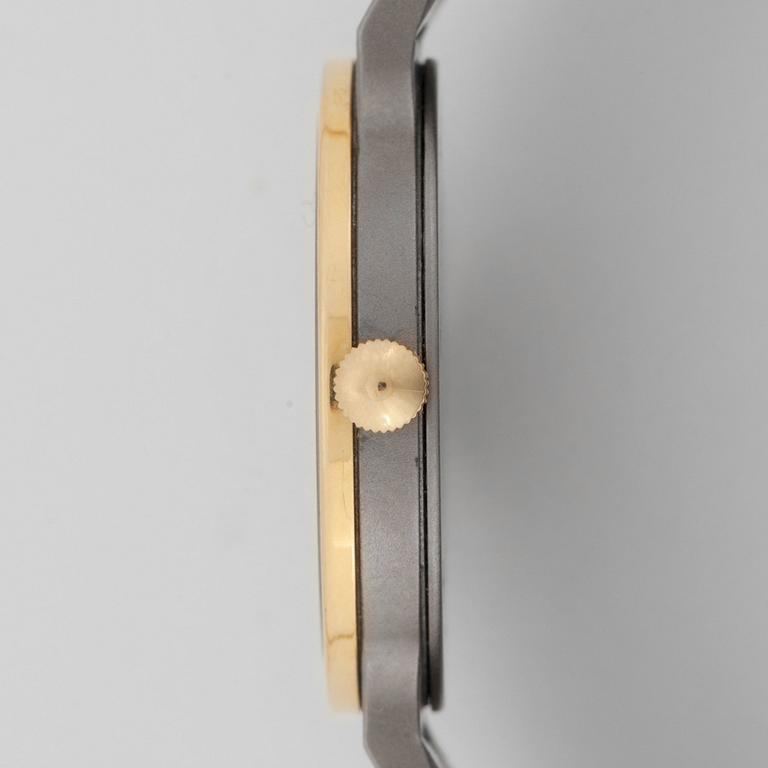 Porsche Design by IWC - Ultra Sportivo 02. Titanium / gold. Quartz. 32mm.