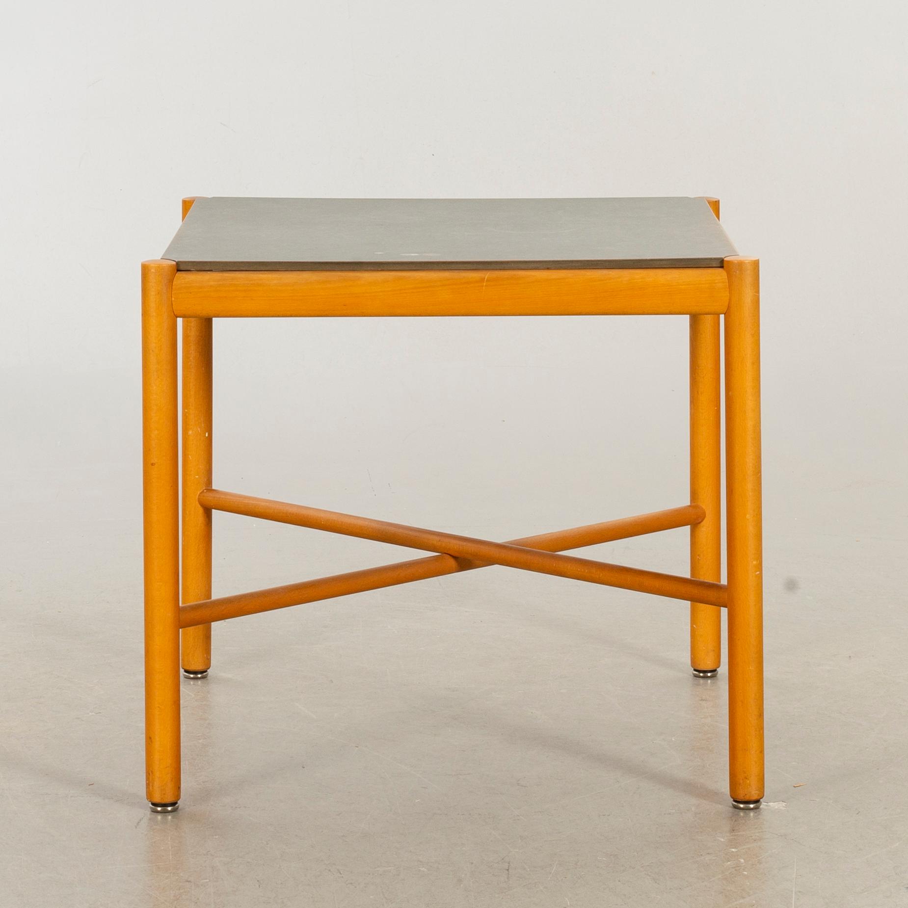 MOGENS LASSEN, matbord, stolar, 4 st, Fritz Hansen, Danmark, formgivna 1964-65.