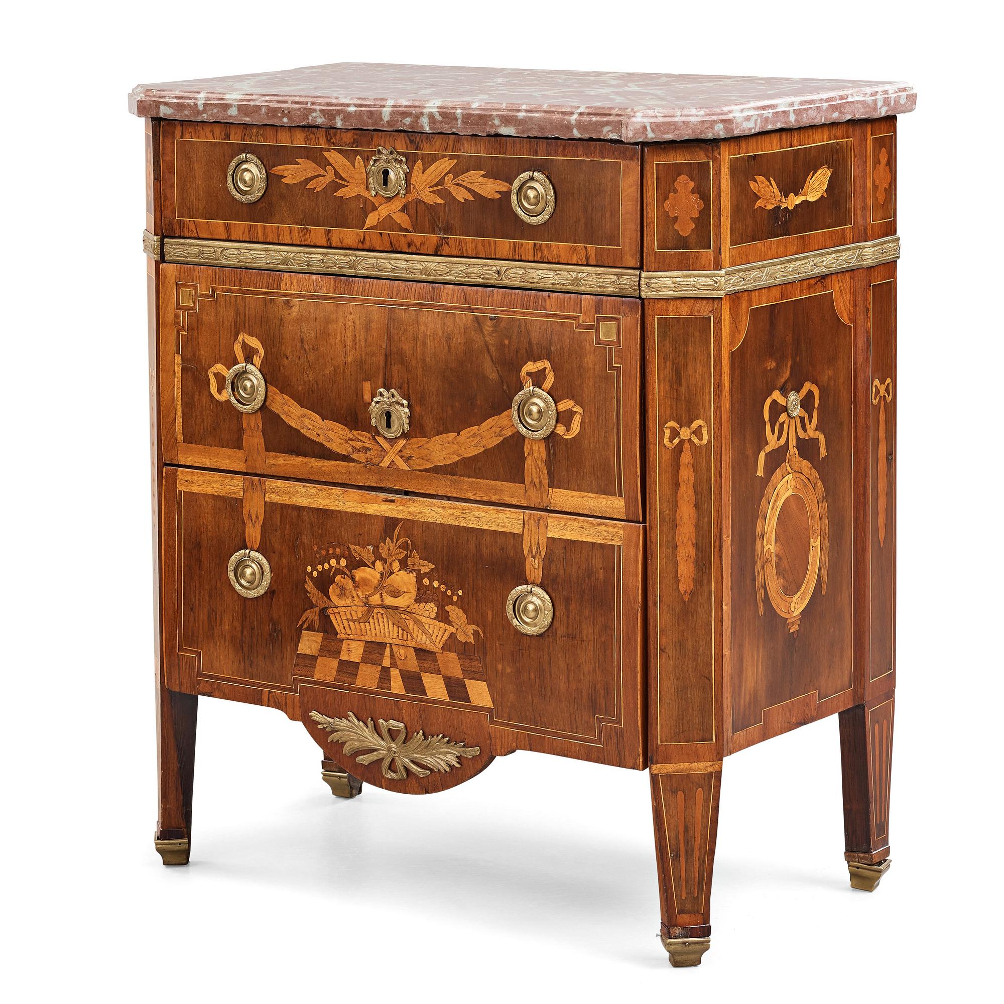 BYRÅ, tillskriven Jonas Hultsten (mästare i Stockholm 1773-1794), gustaviansk.