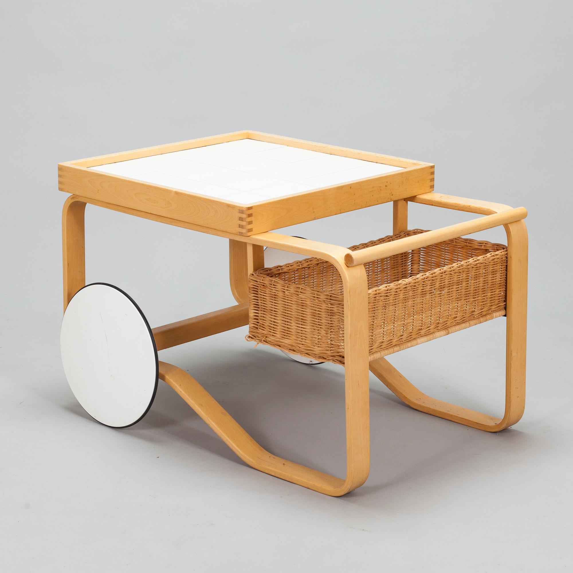 Alvar Aalto, serveringsvagn, modell 900, Artek.