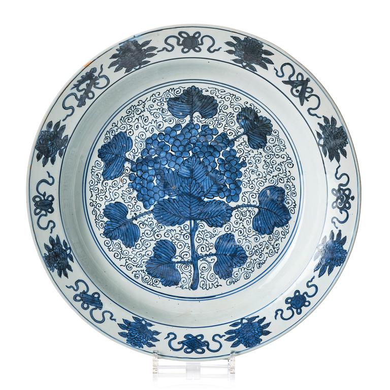 A large blue and white charger, Ming dynasty, 16th century.