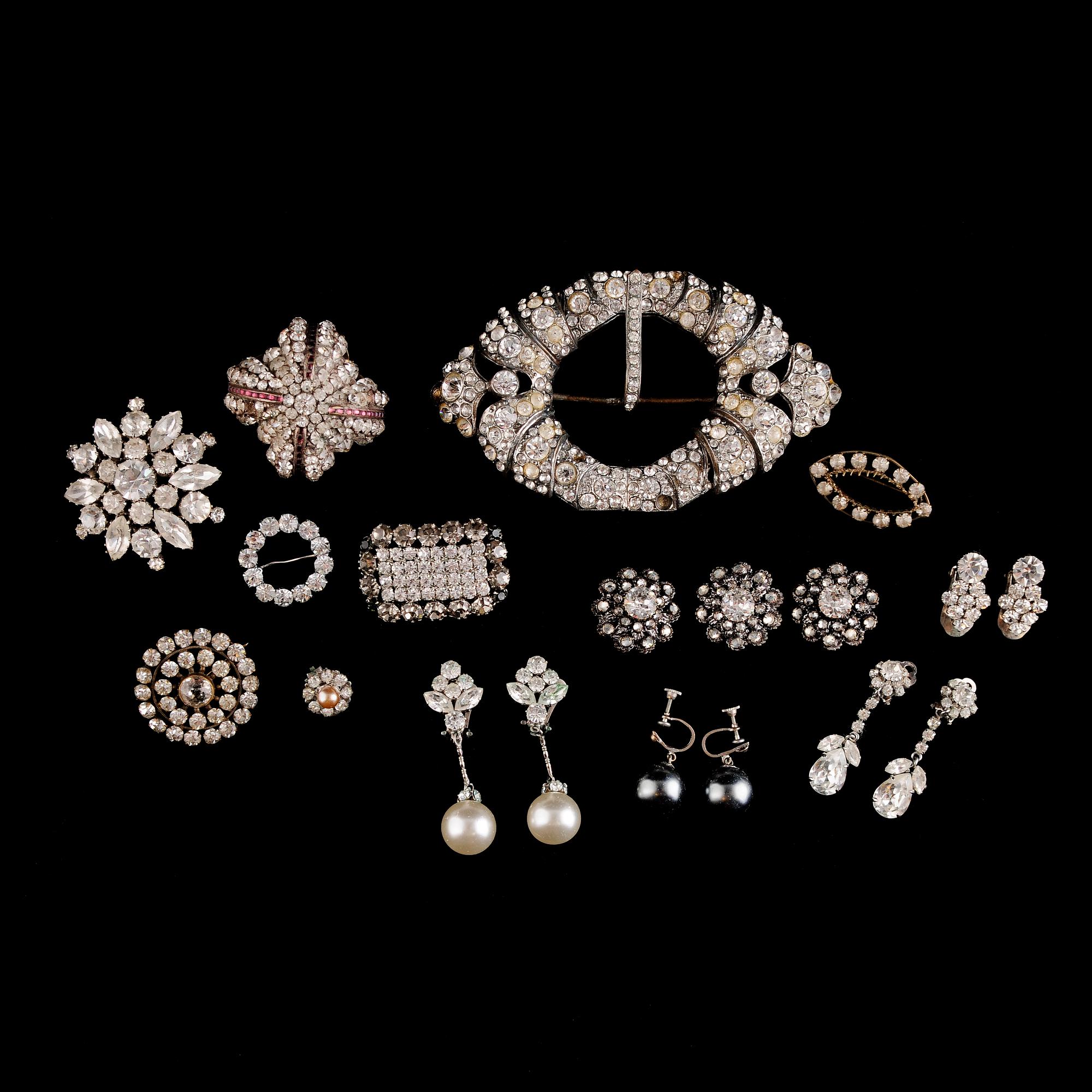 SAMLING BIJOUTERIER, ca 14 del, 1900-talets mitt.