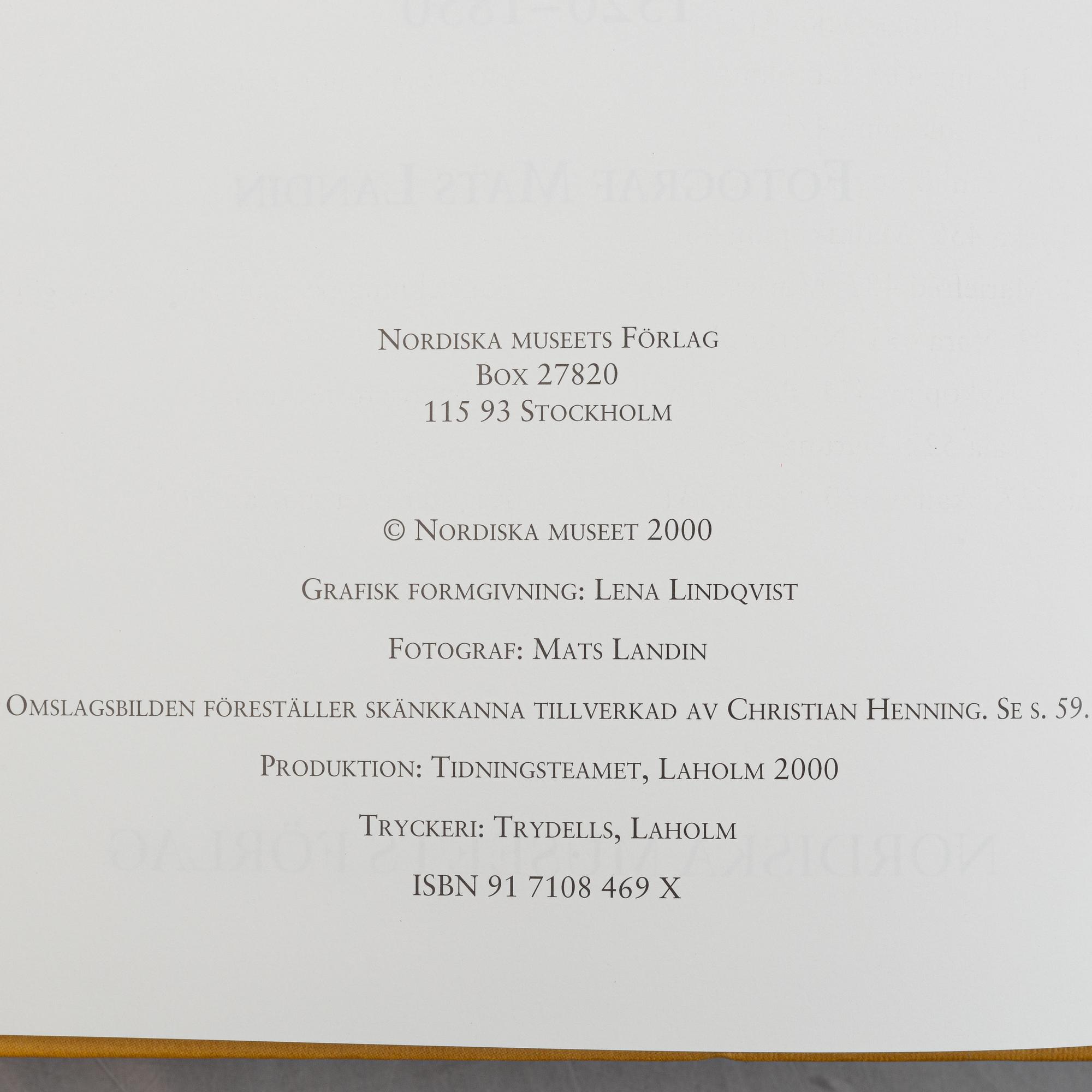 Collection of literature on silver, 8 volumes, including 'Svenskt silversmide 1520-1850'.