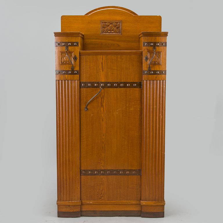 Kaappi, 1900-luvun alku.