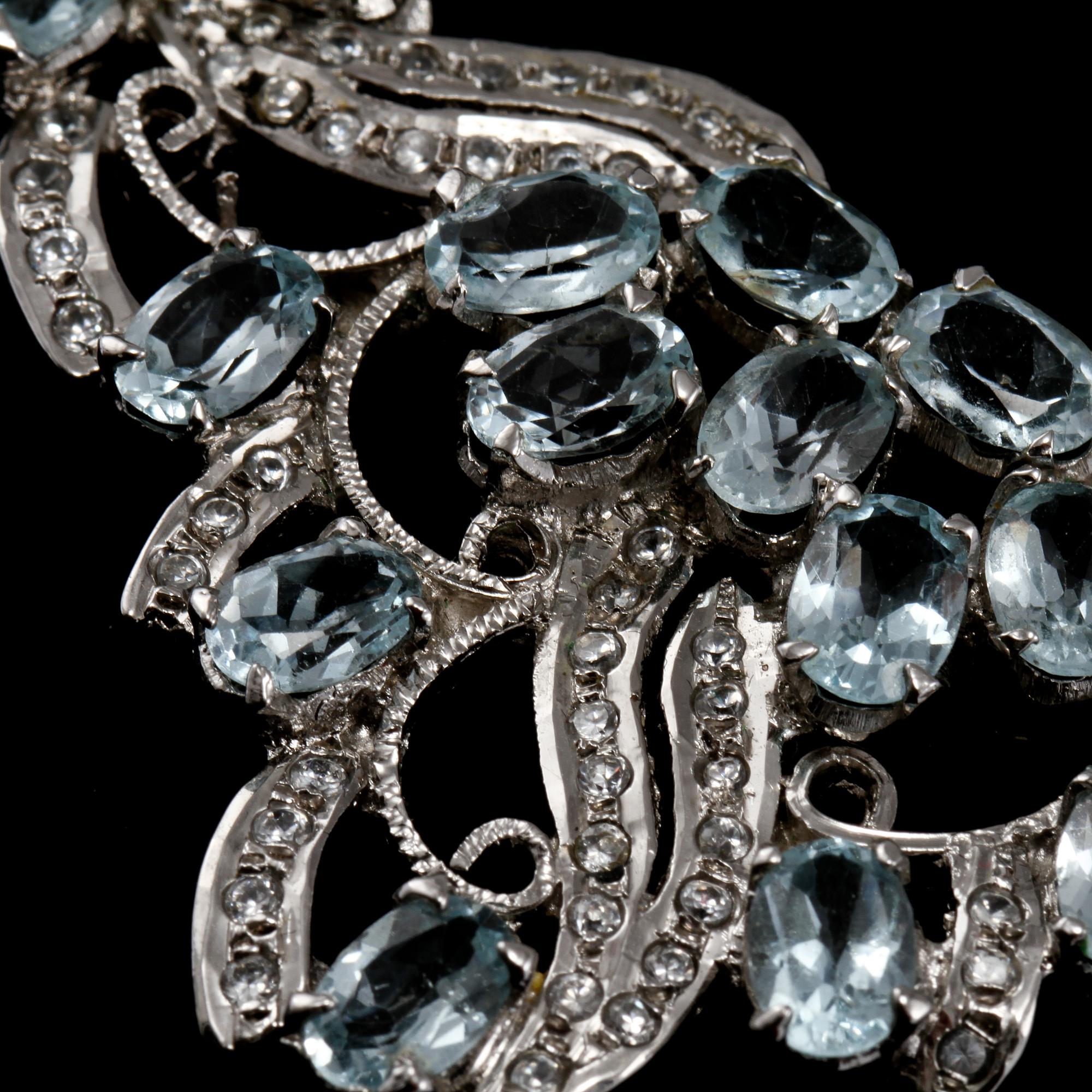 GARNITYR, 3 delar, sterlingsilver med fasettslipade stenar, sekelskifte 1900/2000-tal. Vikt 63 g.