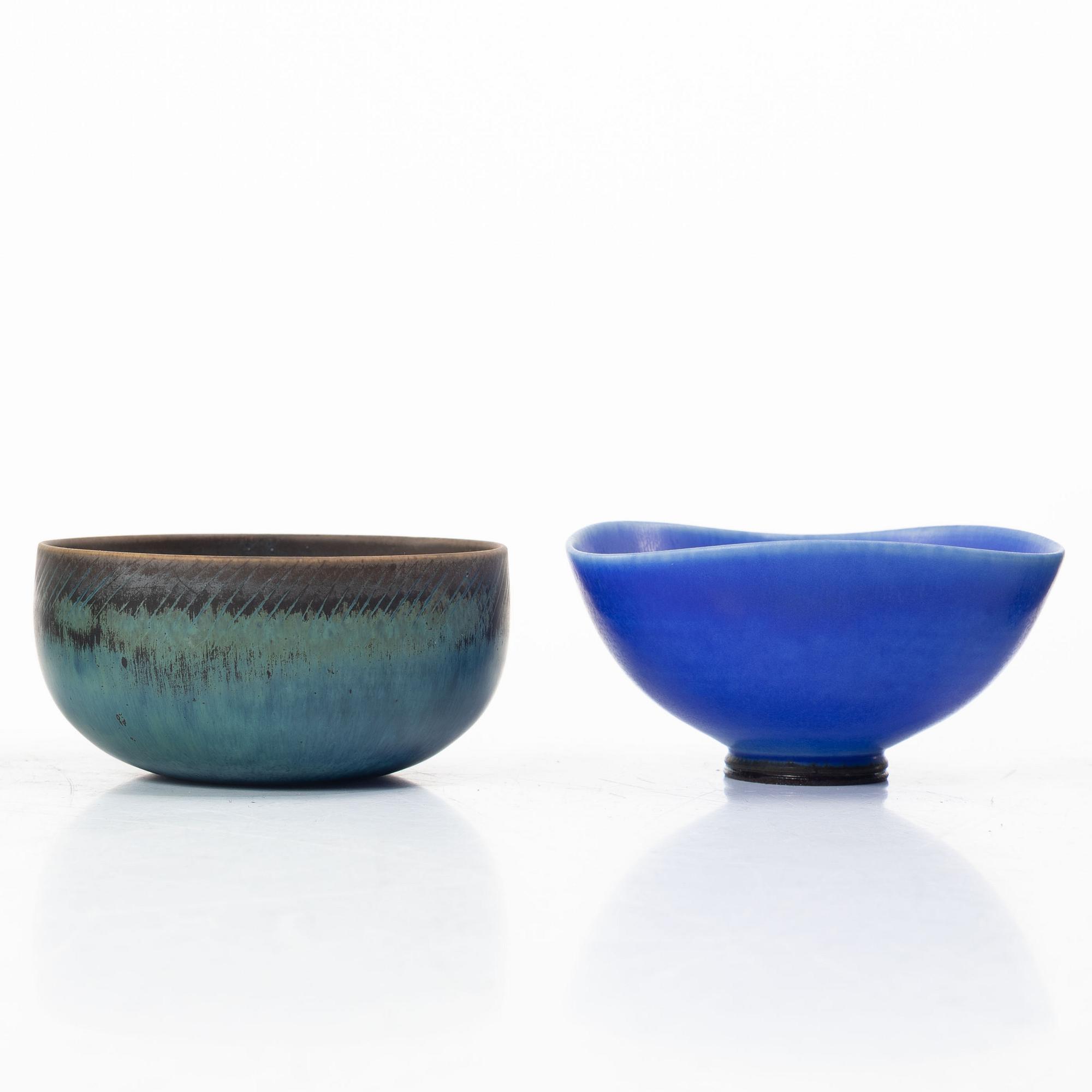 Berndt Friberg, & Stig Lindberg, a set of five stoneware bowls, Gustavsbergs Studio, 1950s–60s.