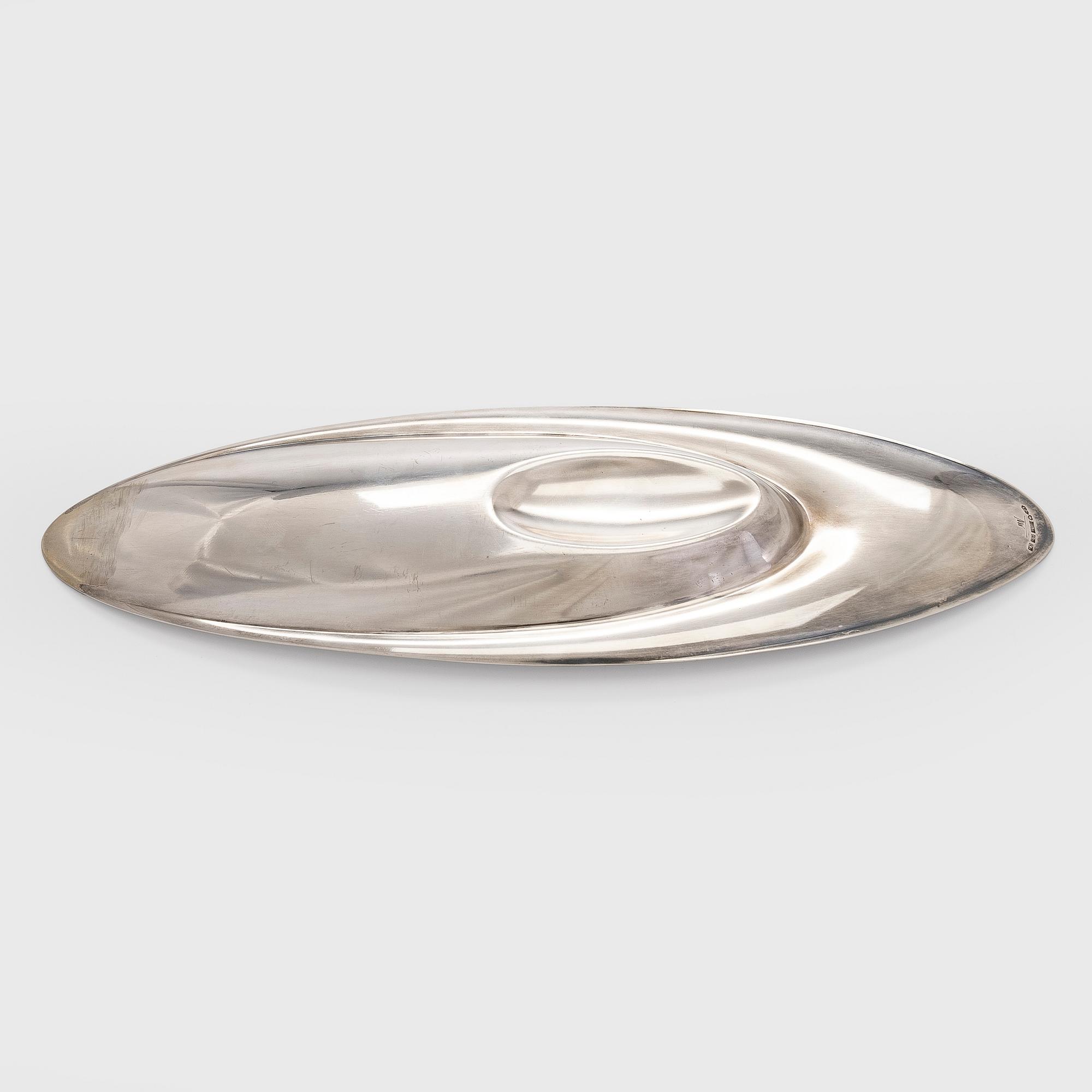 Tapio Wirkkala, A silver dish, TW114, marked TW, Hopeakeskus, Hämeenlinna 1963. Design year 1956.