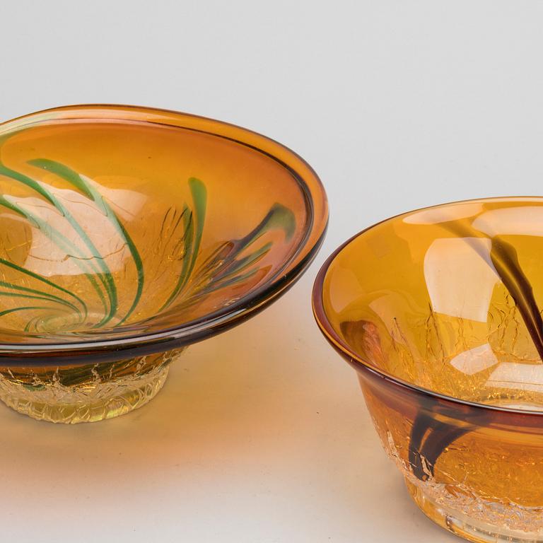 GÖRAN WÄRFF, 2 pcs of glass bowl, Kosta,