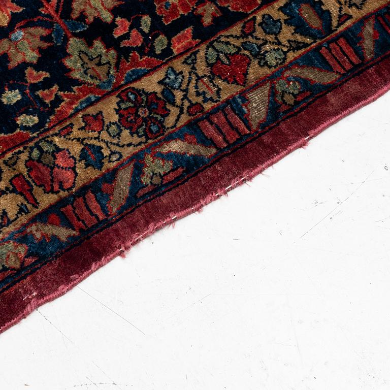 Matta, antik Sarouk, s.k. "amerikansk", västra Persien. 509 x 327 cm.