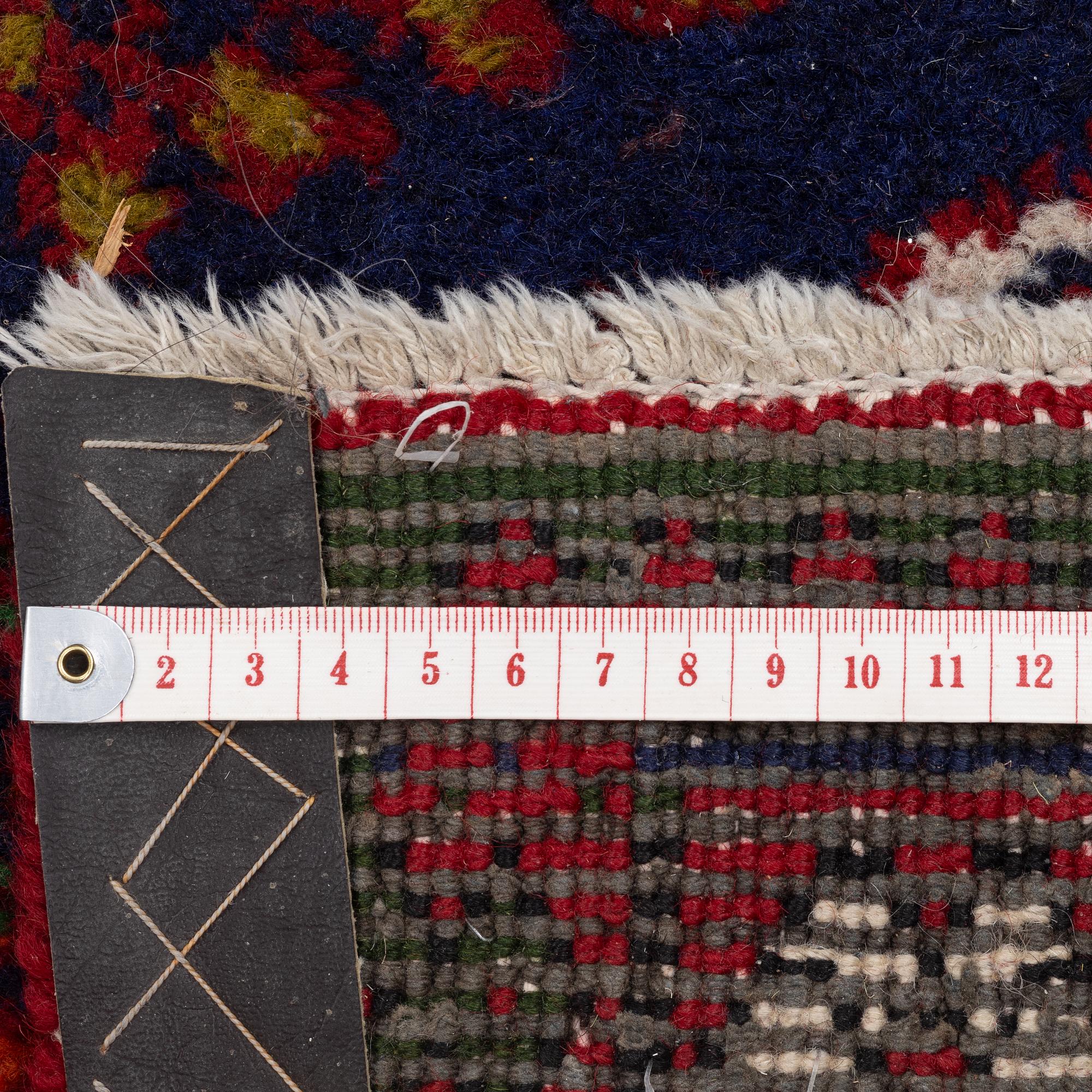 Carpet, approx. 400 x 310 cm.