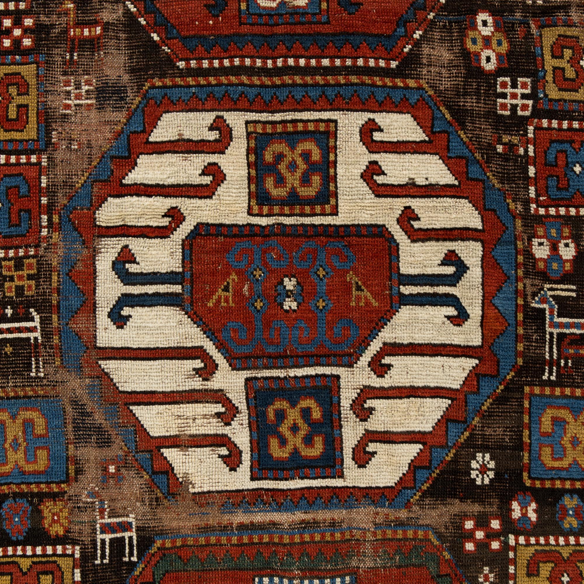 Gallerimatta, Kazak, södra Kaukasus, Ca 248 x  117 cm.