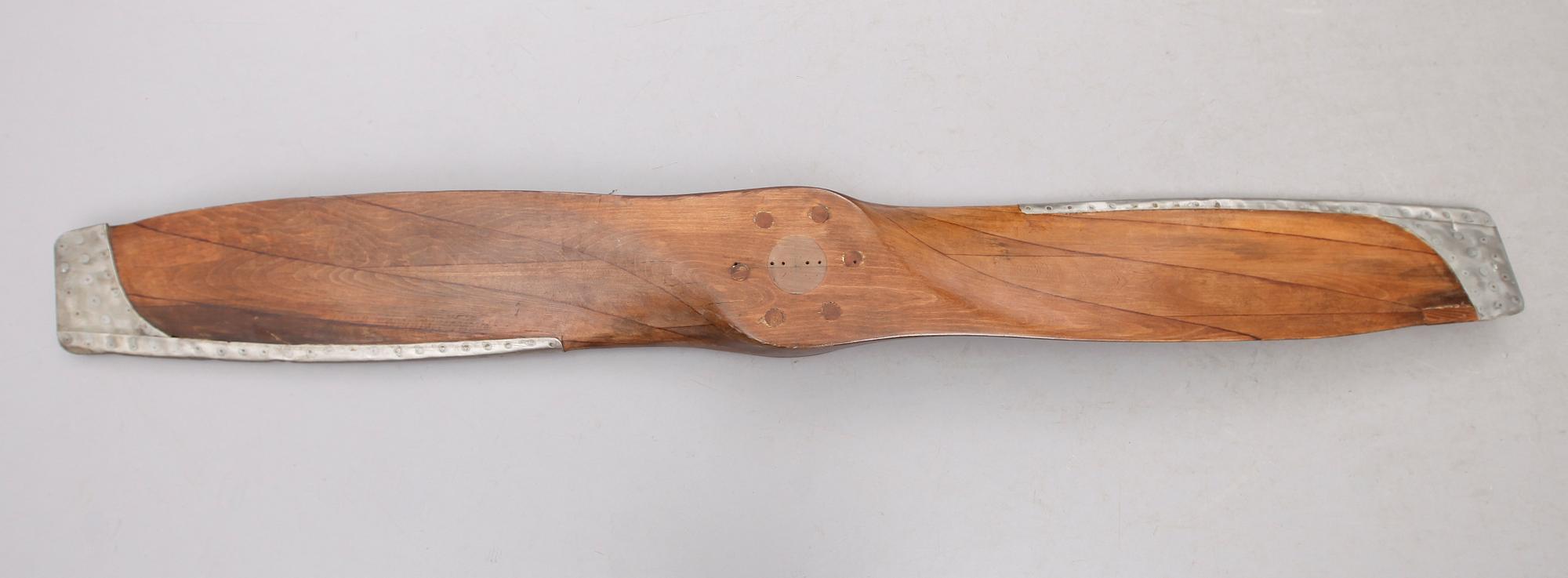 PROPELLER, 1900-talets första hälft.