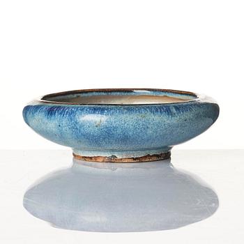 A jun-type glazed brush washer, late Ming dynasty/ early Qing dynasty.