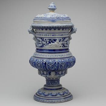 BEHÅLLARE, stengods, nyrenässans, sekelskiftet 1800/1900.