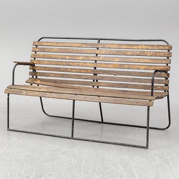 TRÄDGÅRDSSOFFA OCH FÅTÖLJ, 1900-talets mitt.
