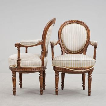 KARMSTOLAR, ett par, Louis XIV-stil, sent 1800-tal.