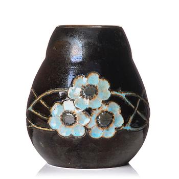 77. Hilma Persson-Hjelm, a glazed earthenware art nouveau vase, executed in her own studio, Arvika 1918. No 5196.