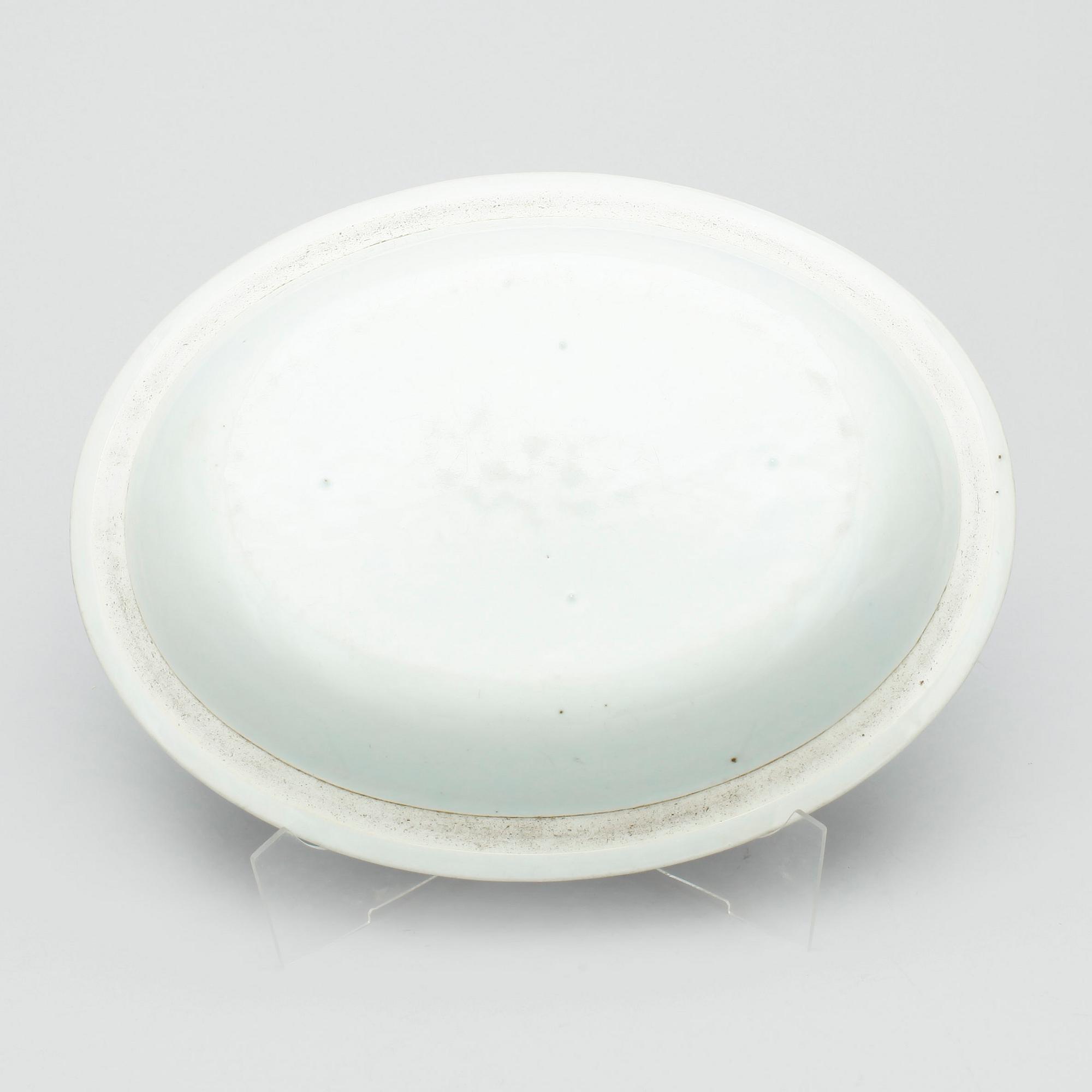SERVISDELAR, 4 st, kompaniporslin. Qing dynastin, Jiaqing (1796-1820).