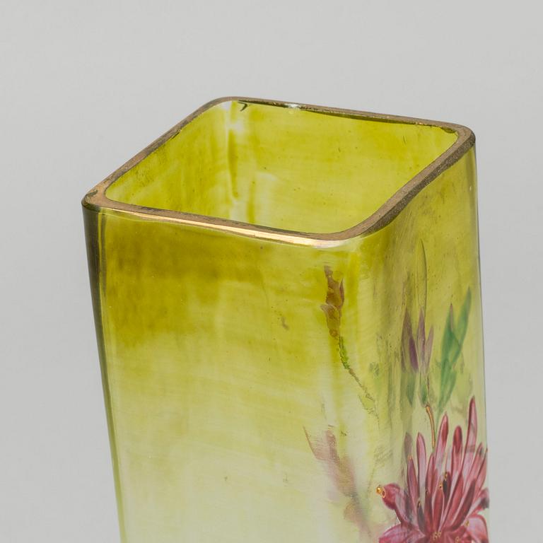 A possibly Gräflich Harrch'se glasfabrik Art Nouveau glass vase.