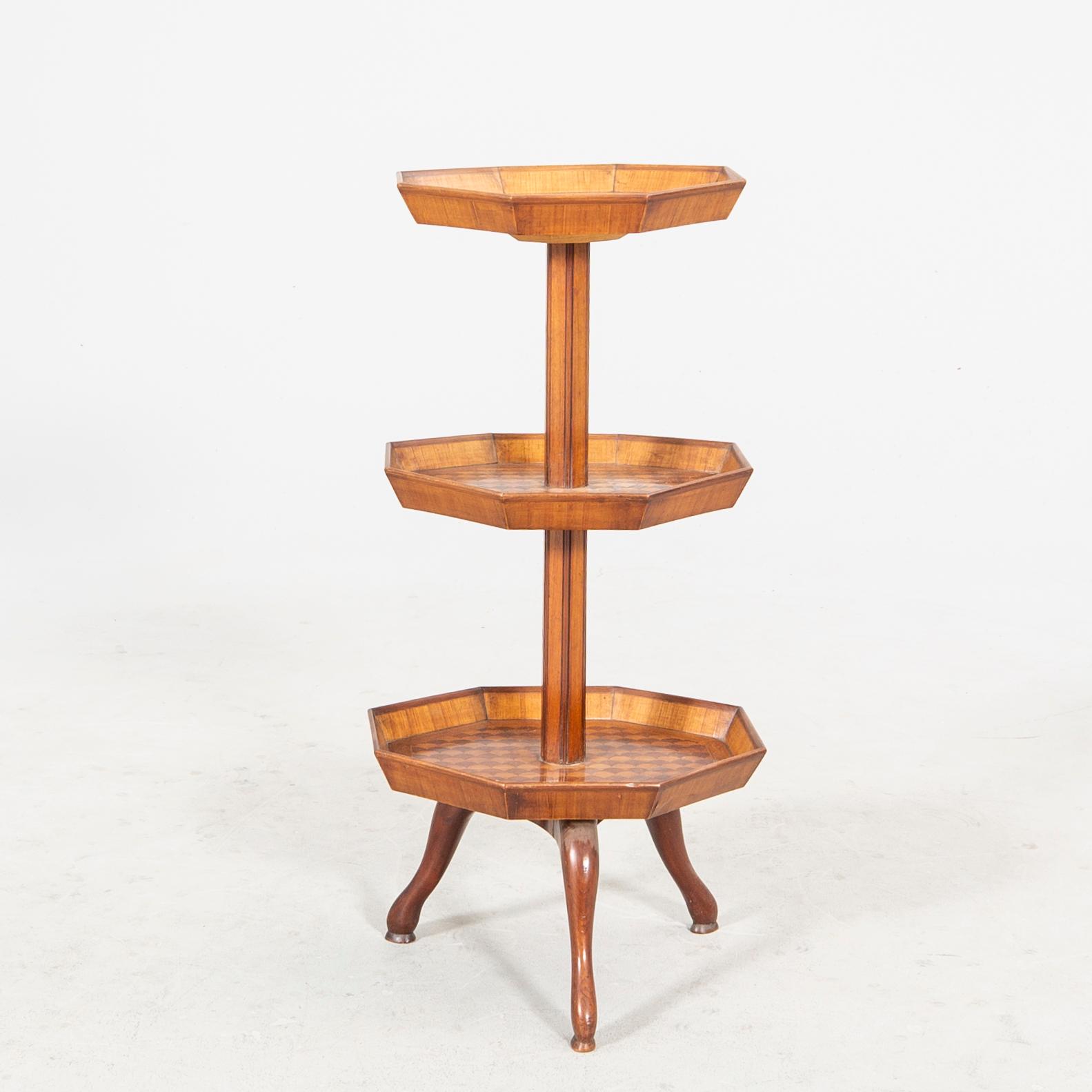 Sidobord sk cakestand England 18/1900-tal.