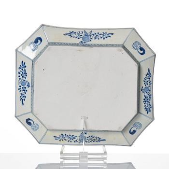 A blue and white dish with an elephant, Japan, 19th Century.