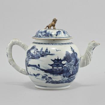 TEKANNA, porslin, Kina, 1700-tal.