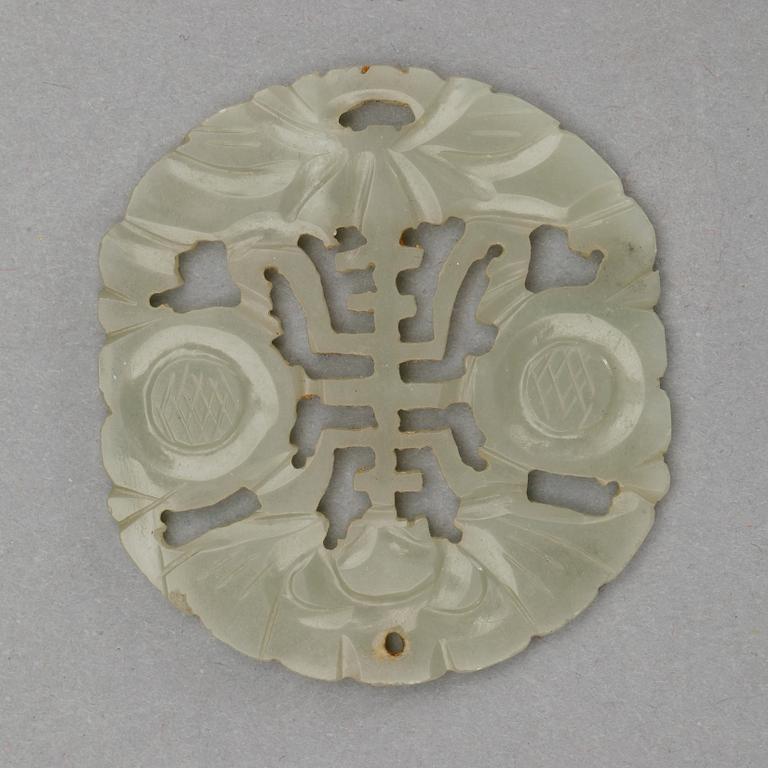 PARTI NEFRIT, 5 delar, 1900-tal samt modern tillverkning.