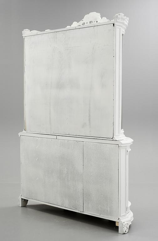 SKÄNK, barockstil, modern tillverkning.