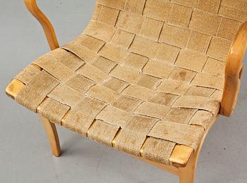 KARMSTOLAR, ett par, "Eva", Bruno Mathsson för firma Karl Mathsson, Värnamo, 1900-talets andra hälft.