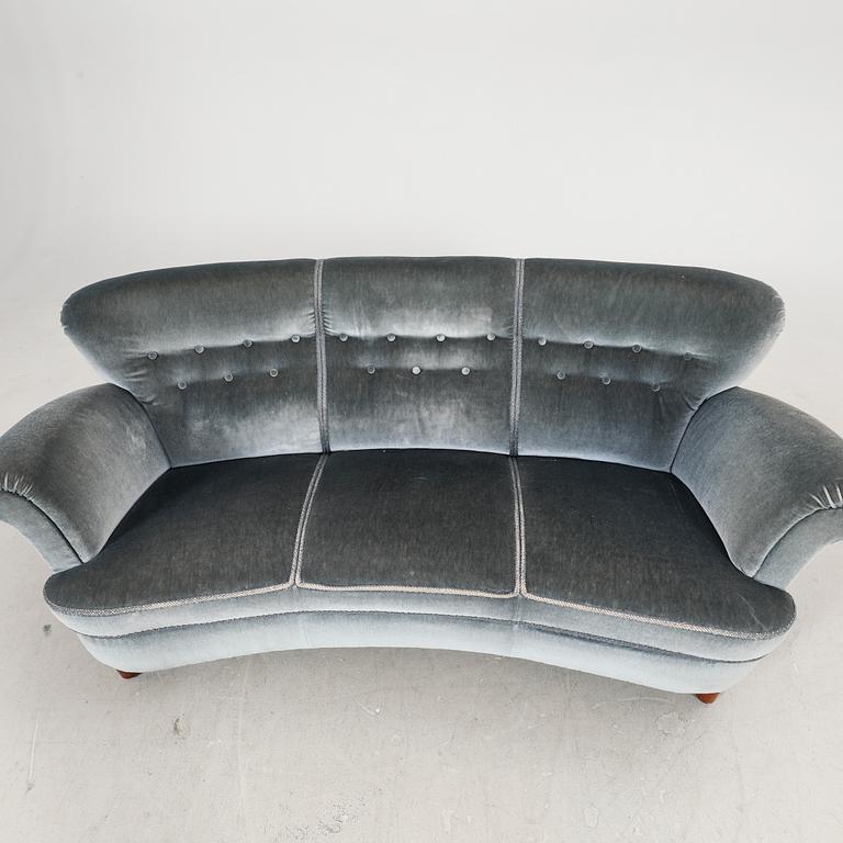 A 1940/50s sofa.